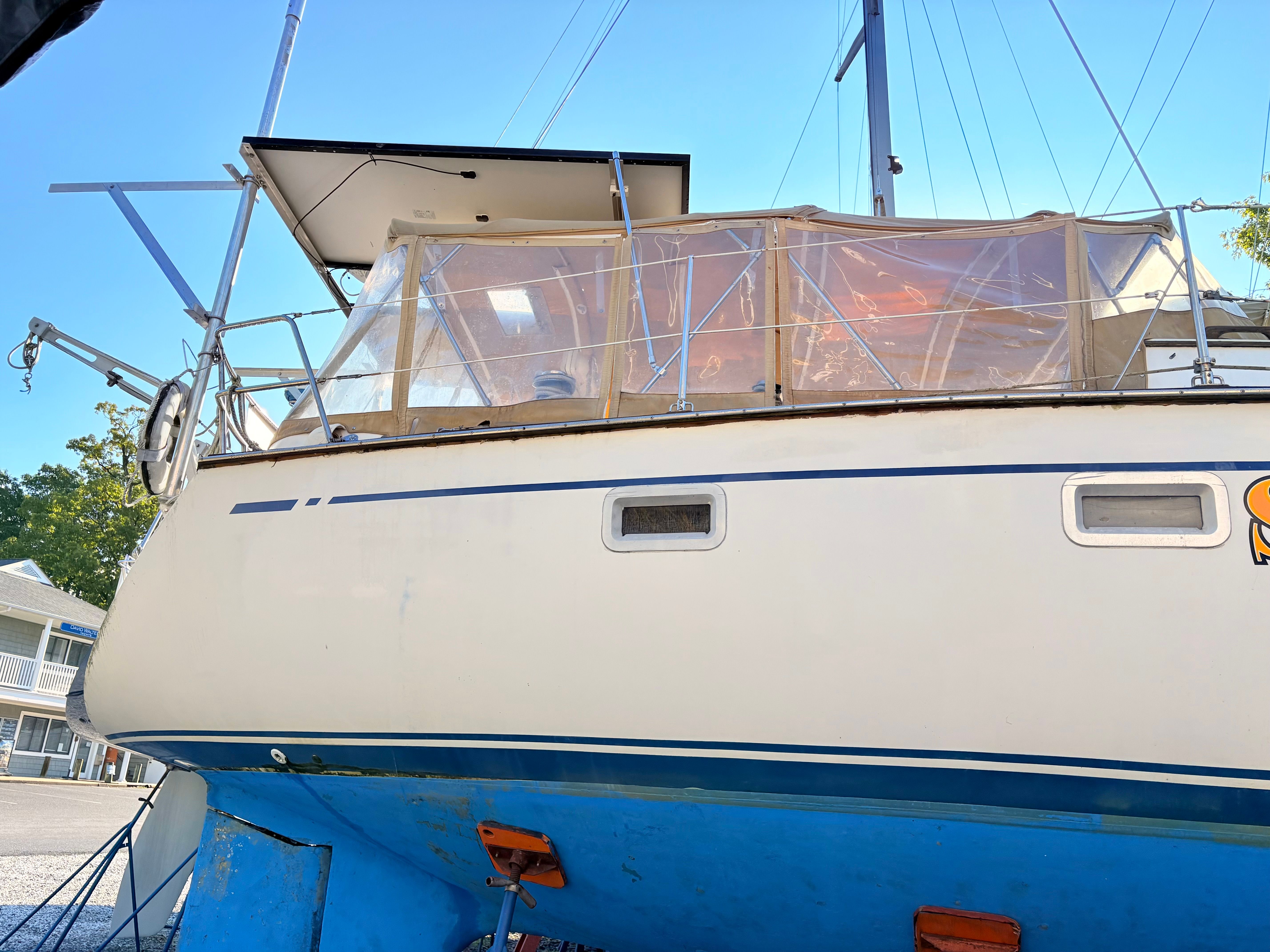 1985 CAL 44 — photo 8