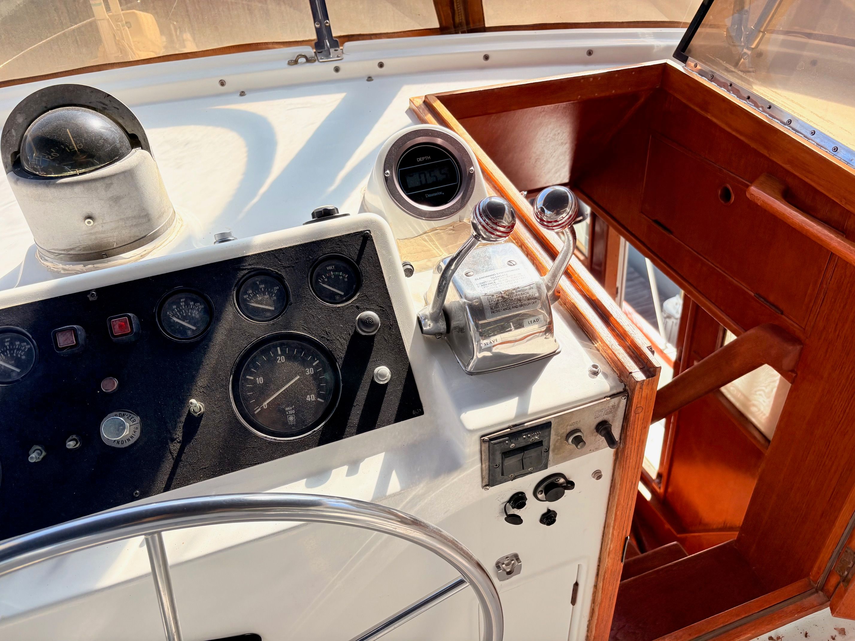 1985 Ocean Alexander 50 MK II PHMY — photo 7