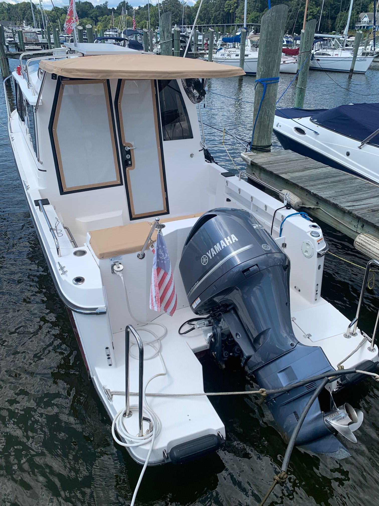 2020 Ranger Tugs R-25 — photo 12