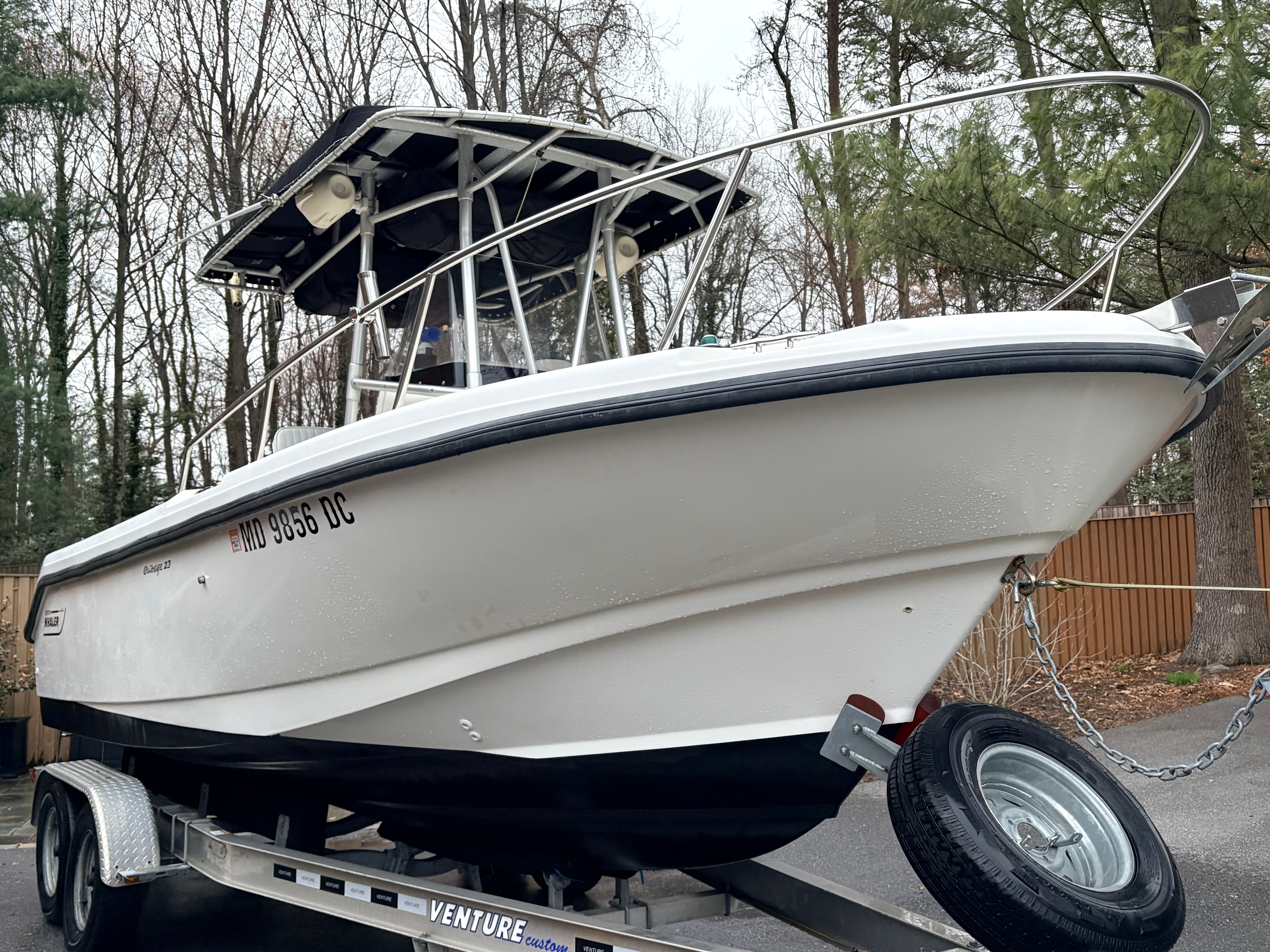 1999 Boston Whaler 230 Outrage — photo 2