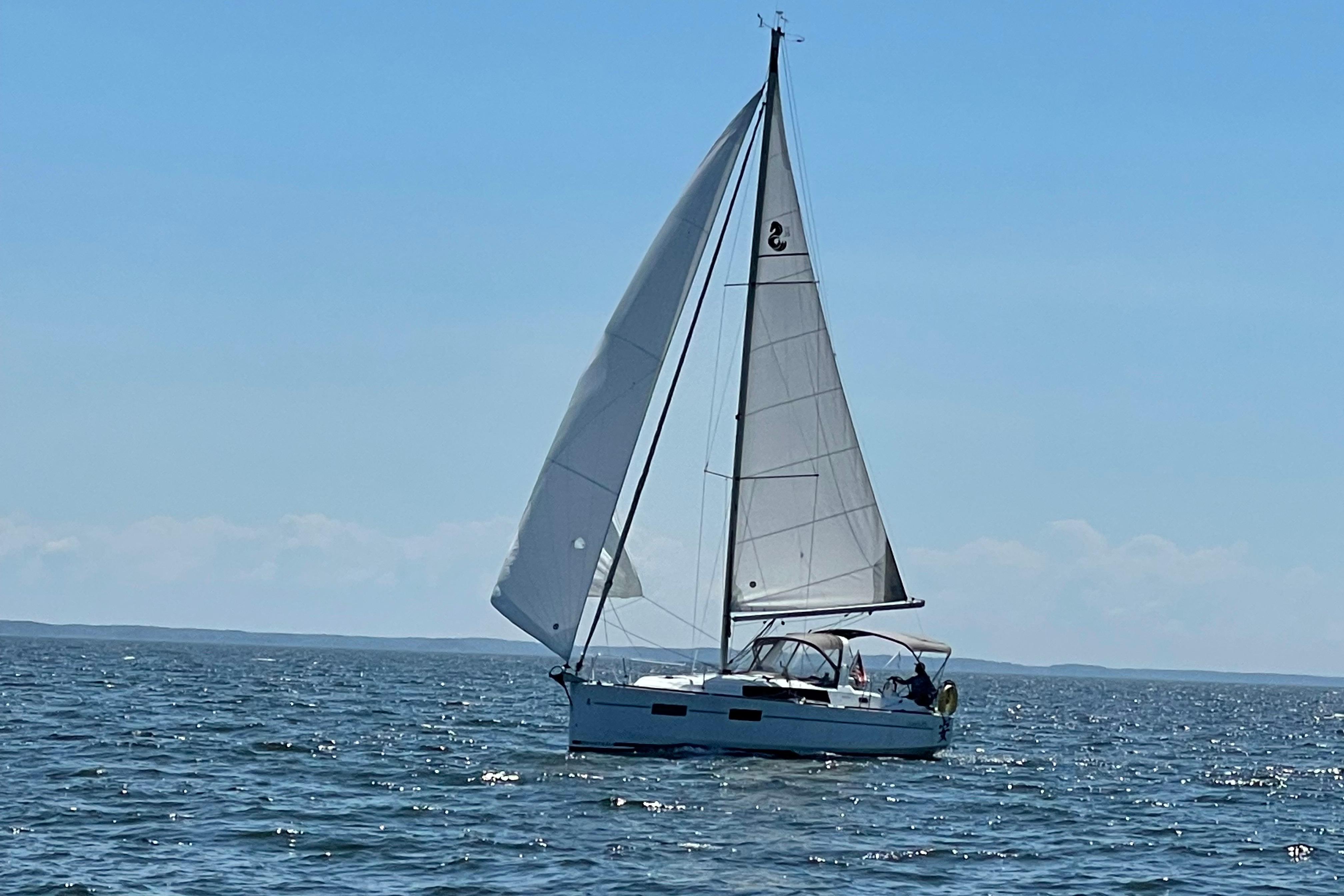 2016 Beneteau Oceanis 35 — photo 11