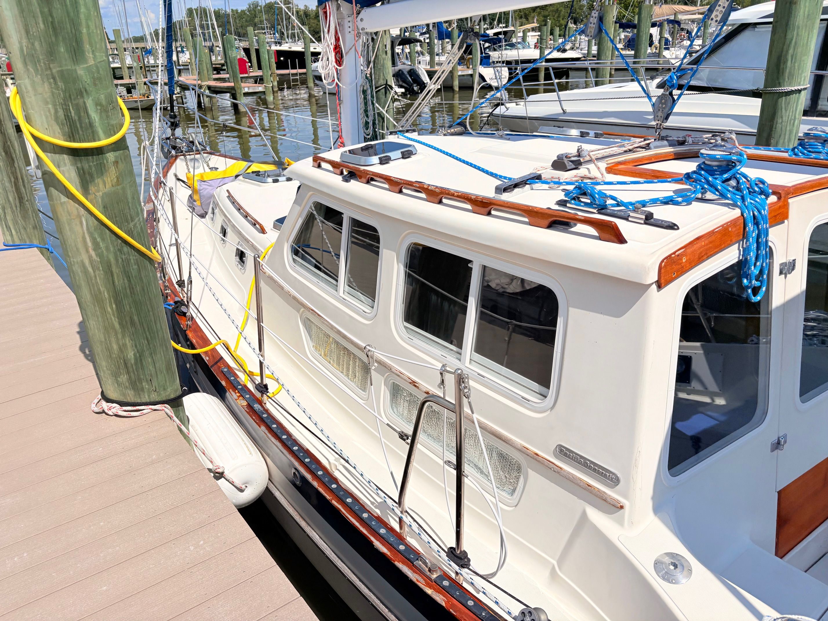 1995 Pacific Seacraft Pilothouse 32 — photo 4