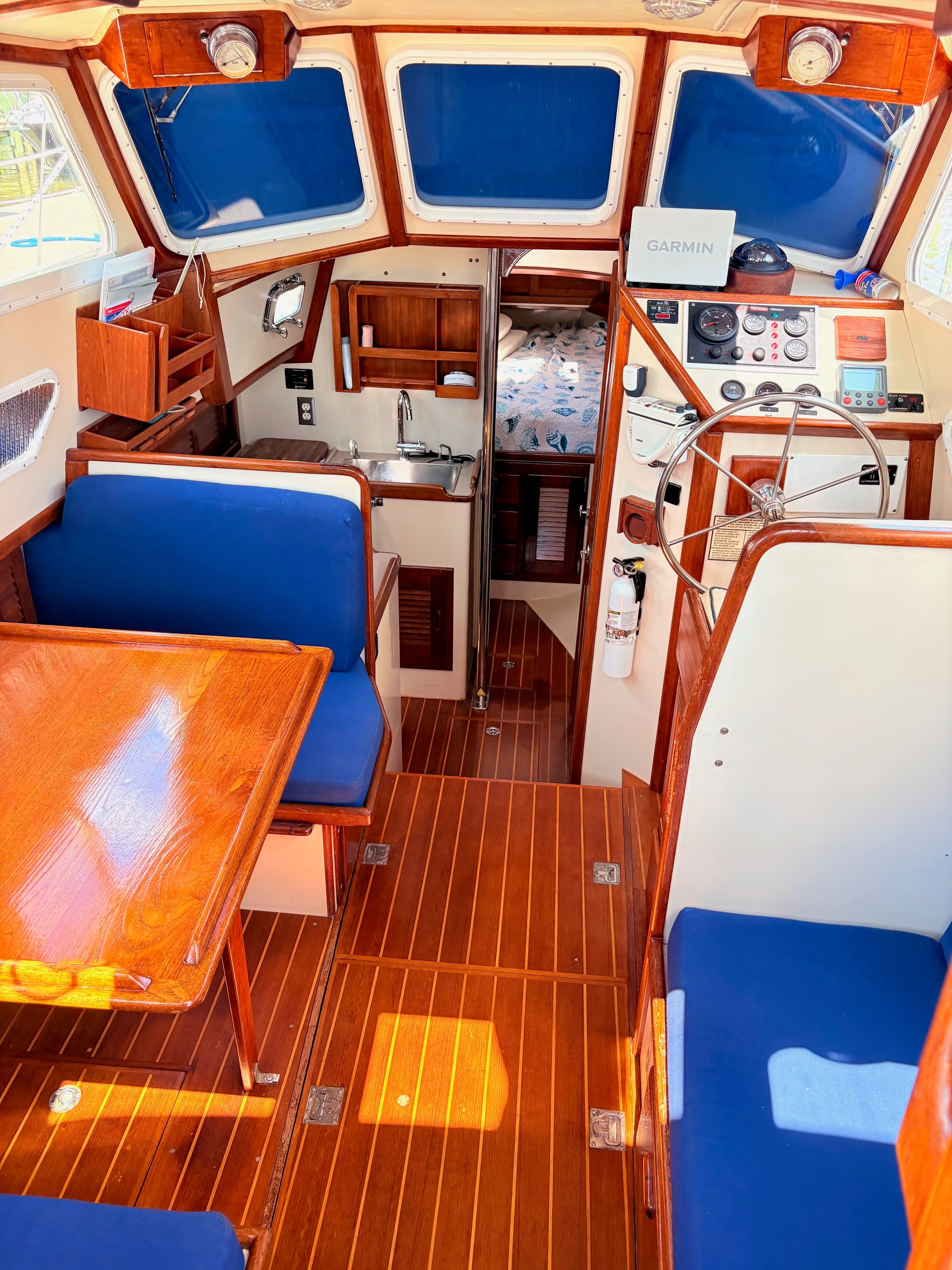 1995 Pacific Seacraft Pilothouse 32 — photo 6