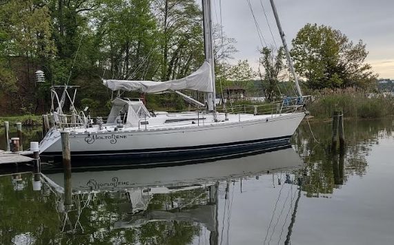 1985 Beneteau First 42 — exterior, Annapolis, Maryland
