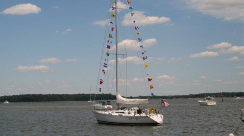 1985 Beneteau First 42 — photo 6