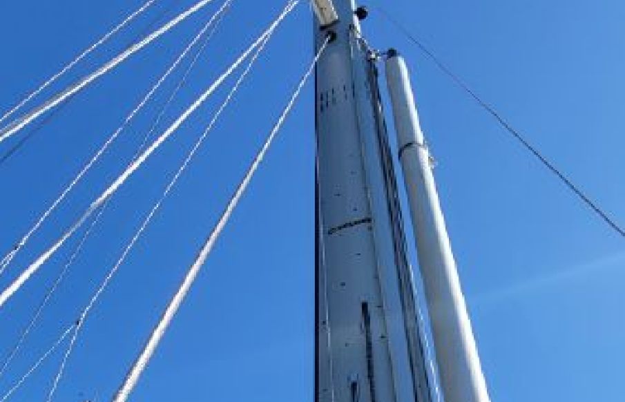 1985 Beneteau First 42 — photo 13
