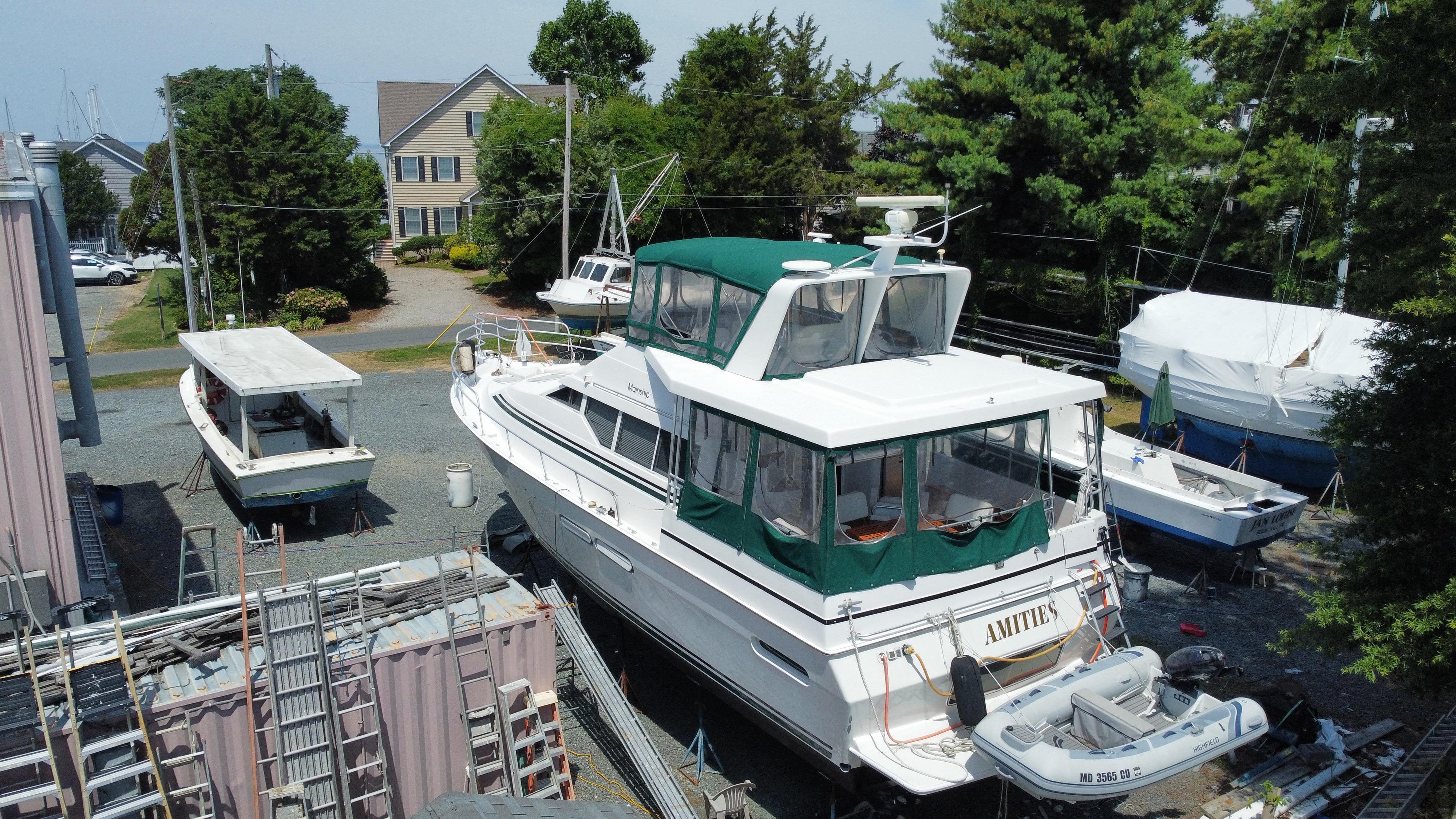 1998 Mainship 47 Motor Yacht — photo 9
