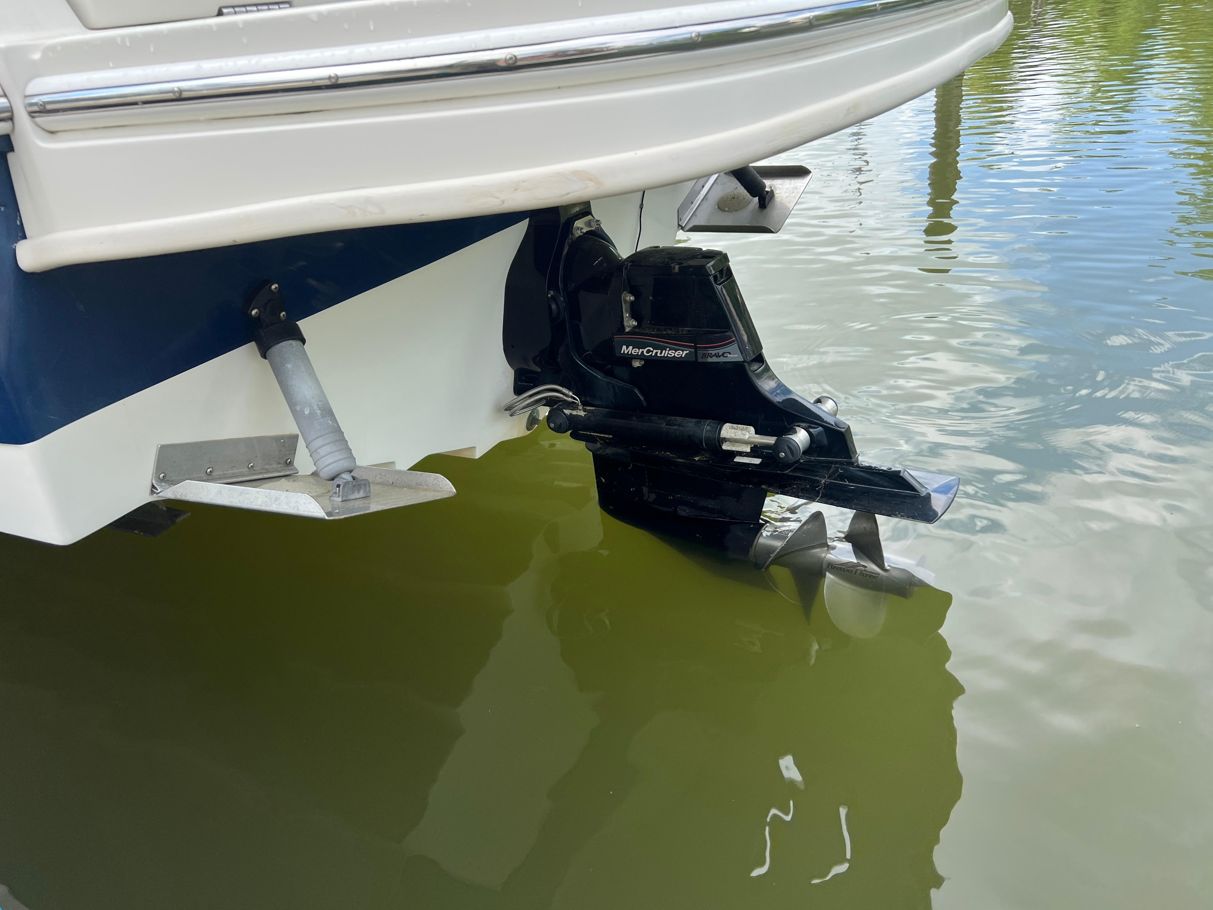 2010 Sea Ray 280 Sundeck — photo 11