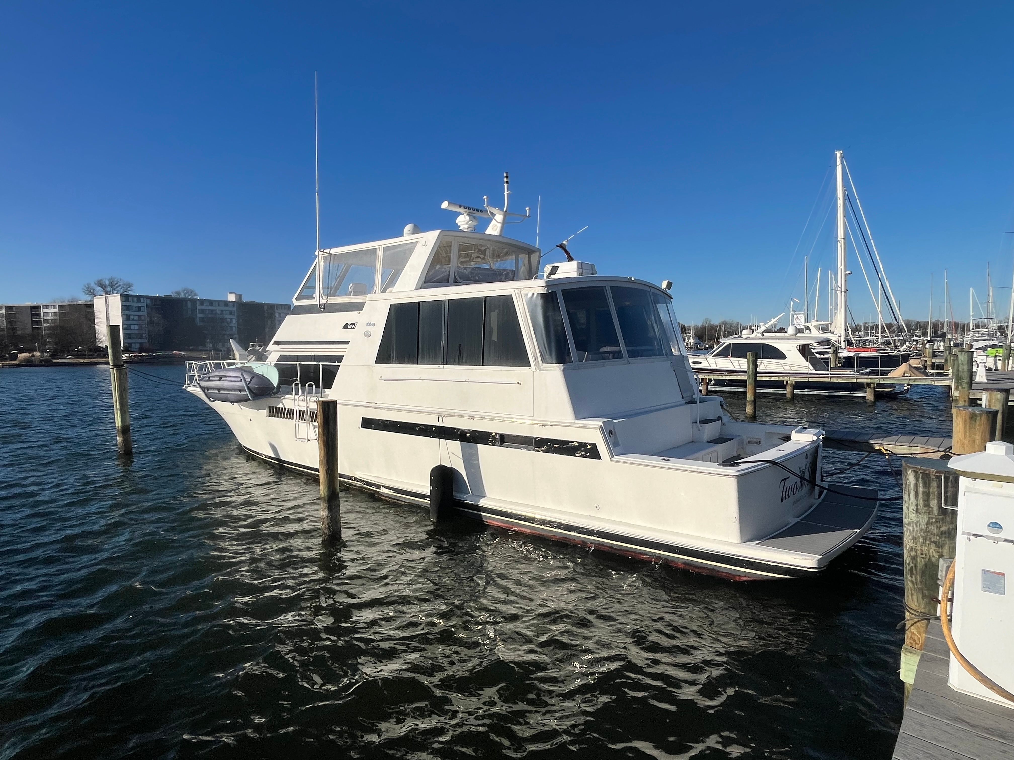 1996 Viking 60 Cockpit Sport Yacht — photo 3