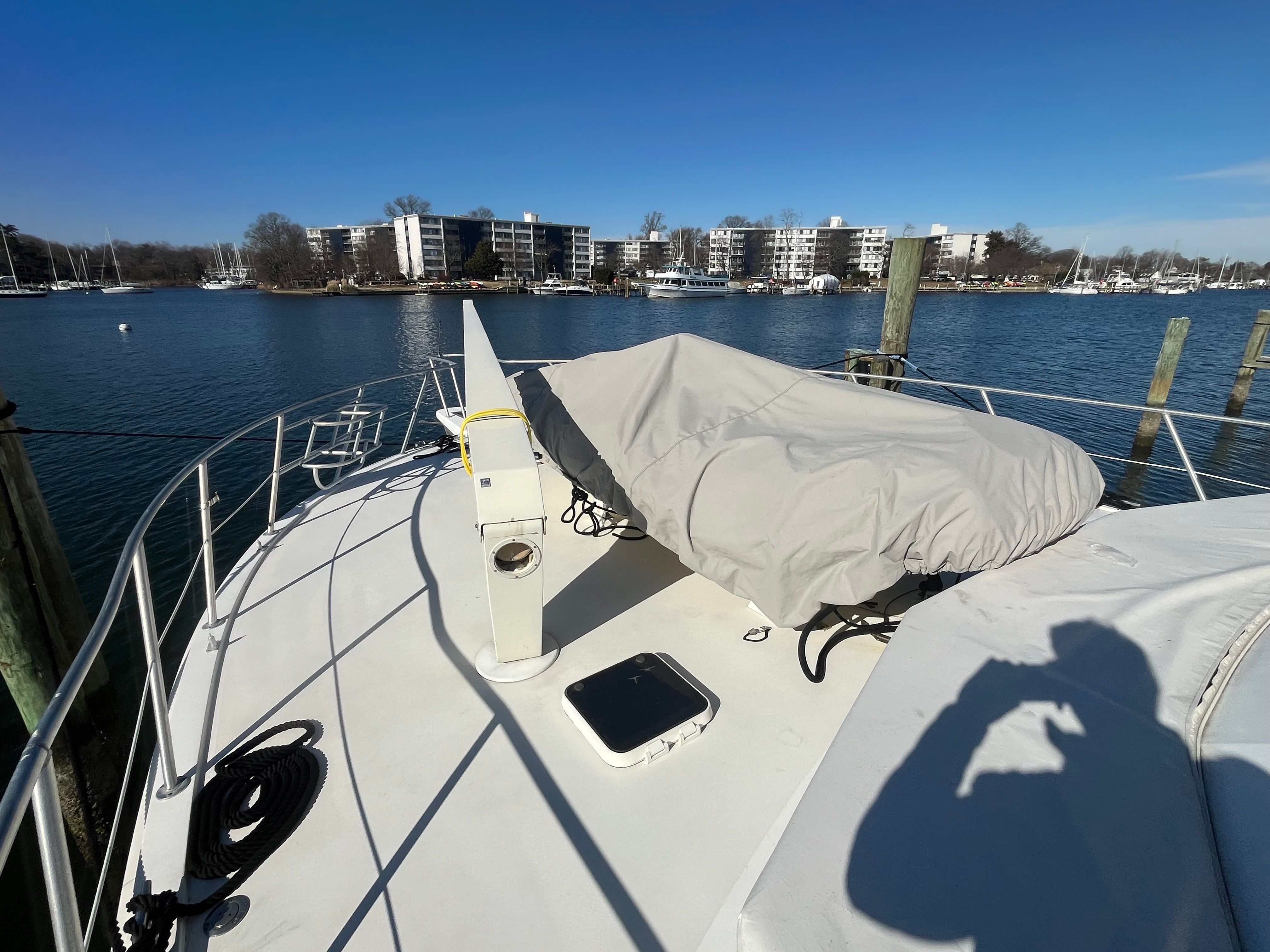 1996 Viking 60 Cockpit Sport Yacht — photo 7