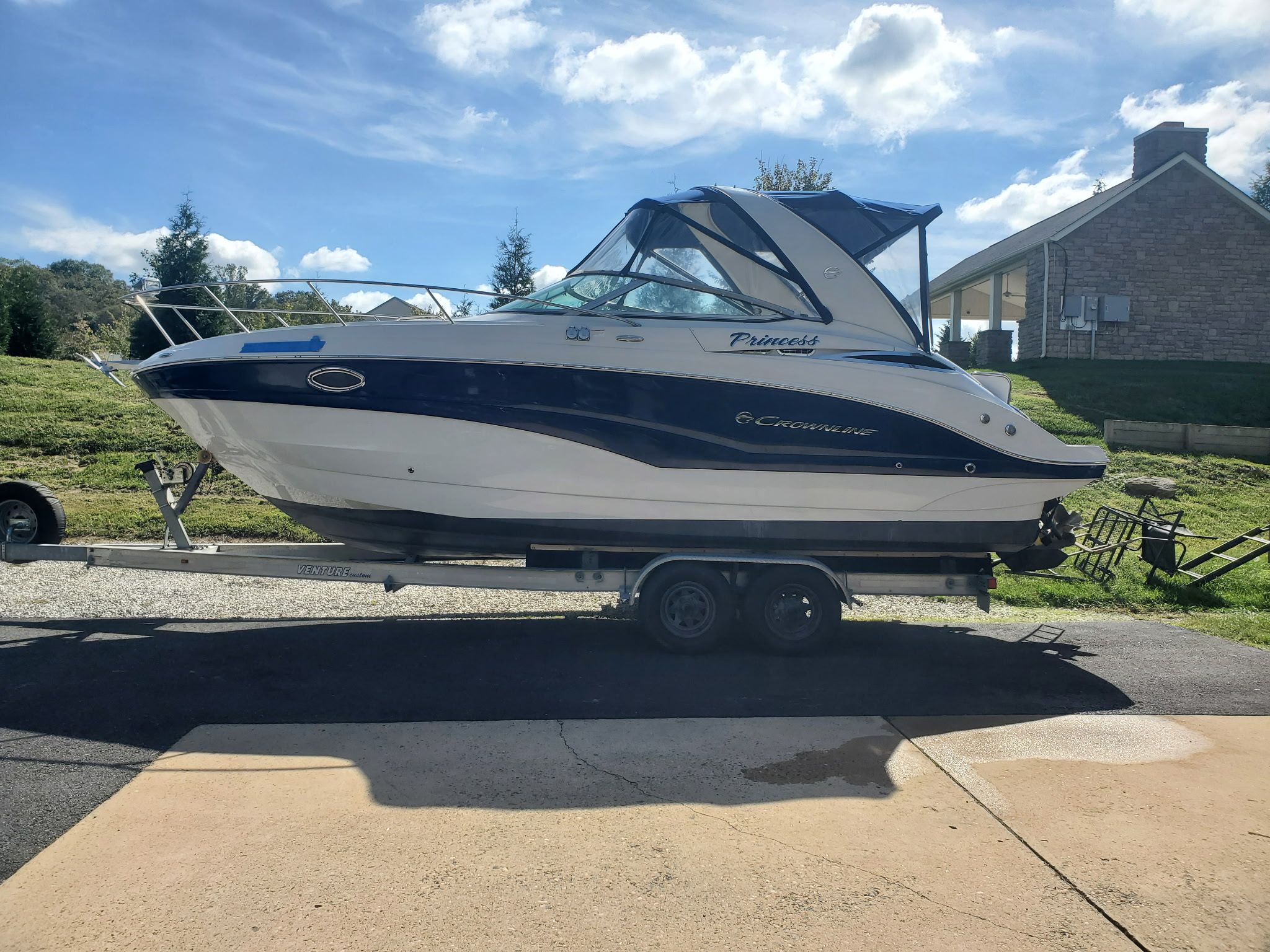 2013 Crownline 264 CR — photo 2