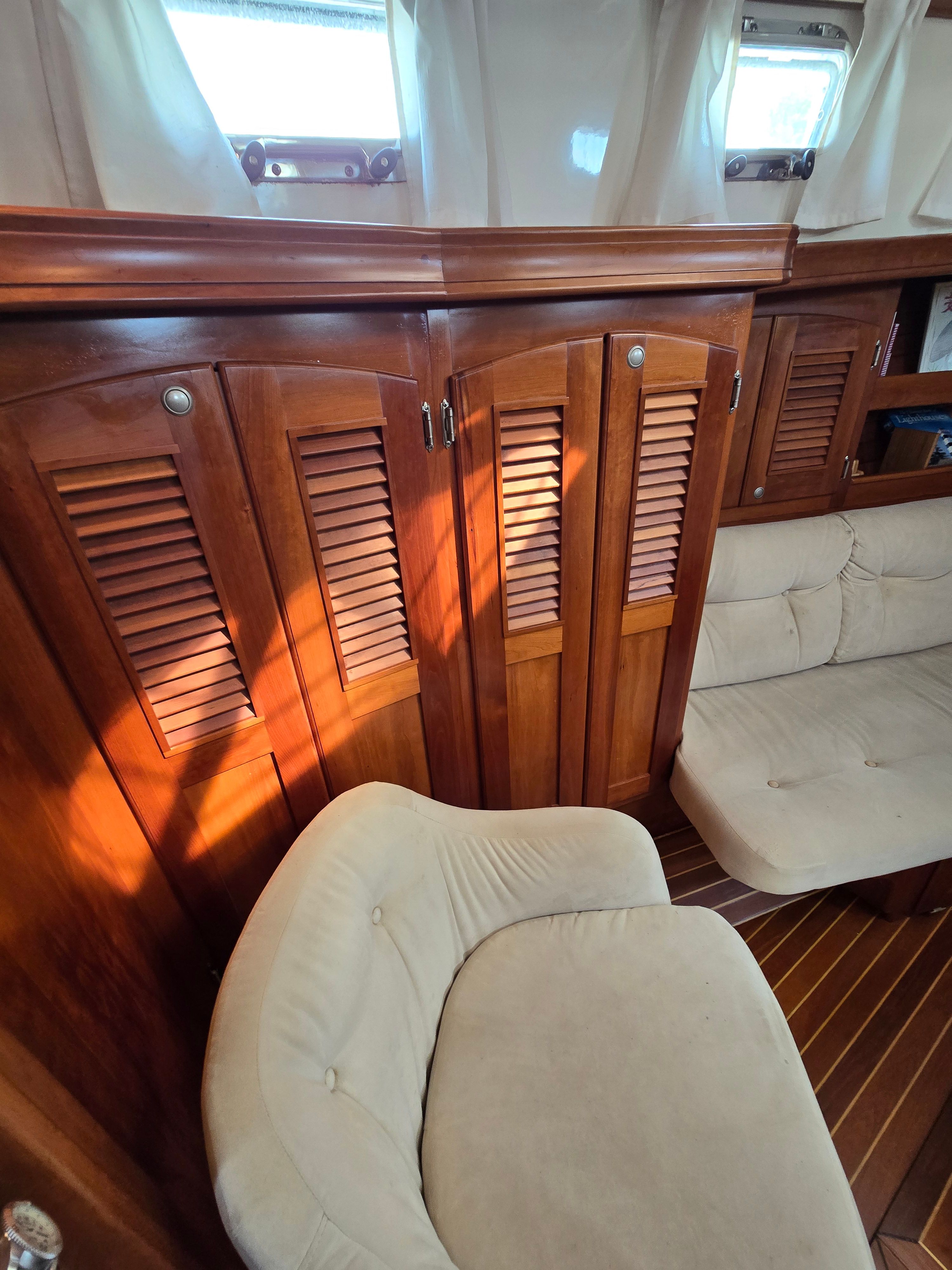 1998 Gozzard 44 Center Cockpit — photo 11