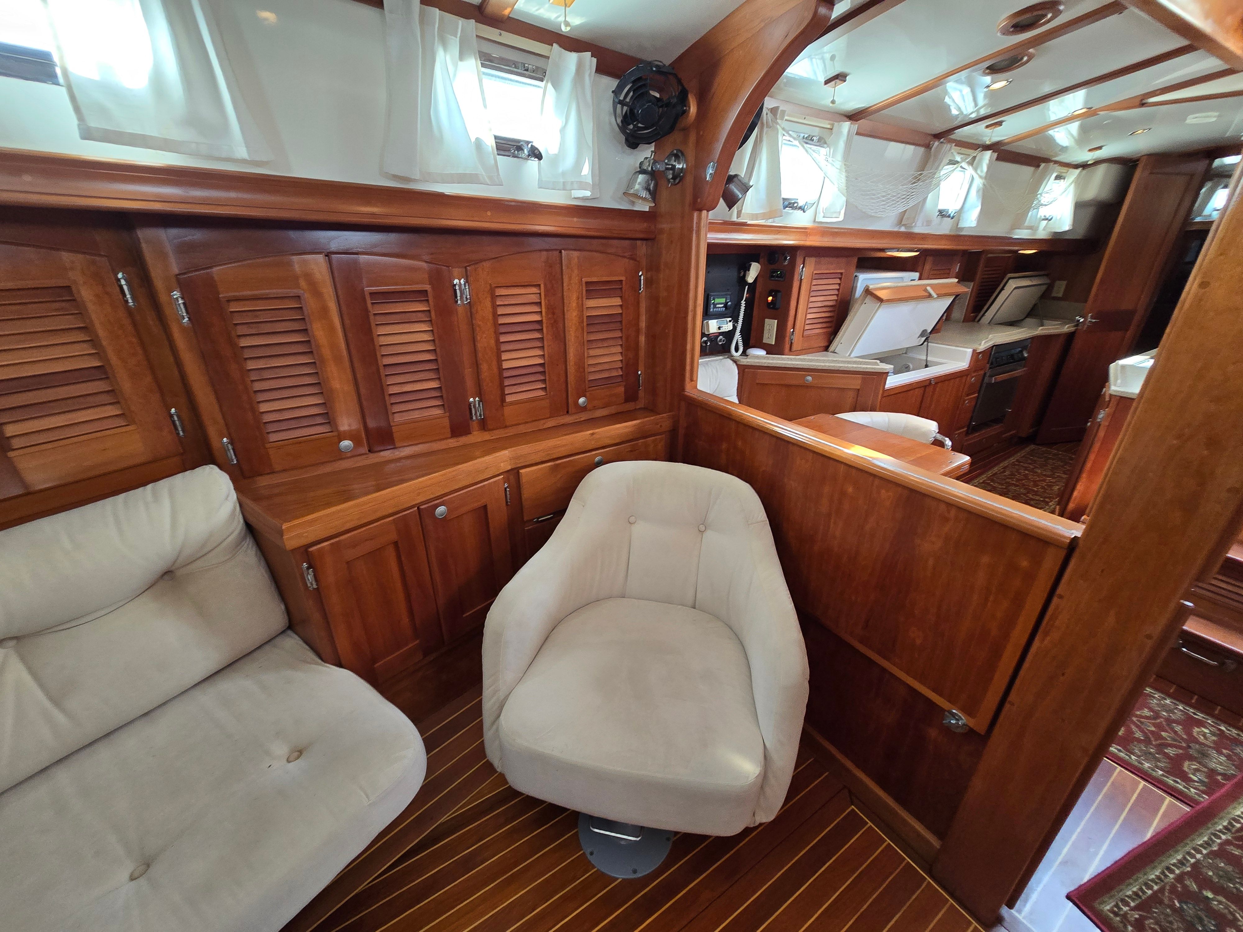 1998 Gozzard 44 Center Cockpit — photo 13