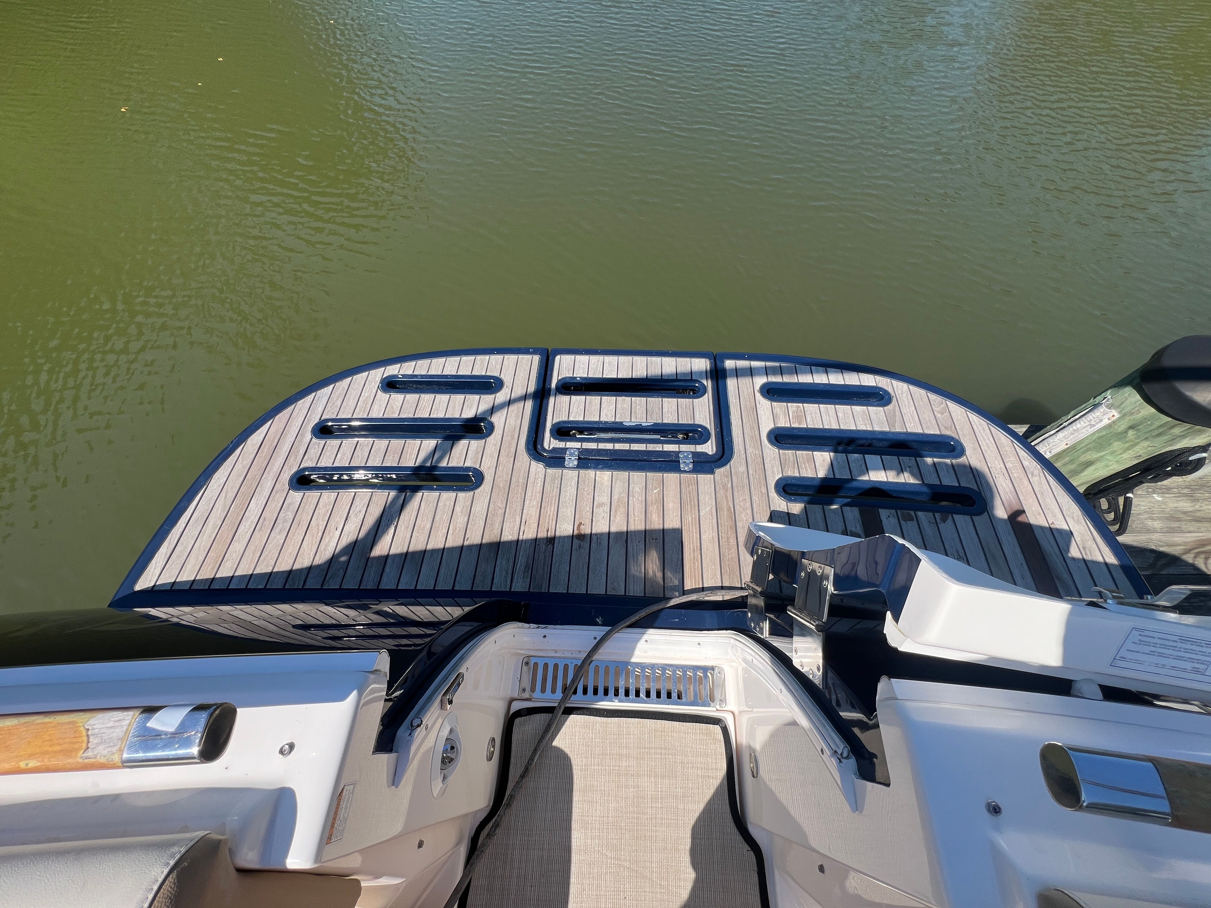 2013 Tiara Yachts 3100 Coronet — photo 12