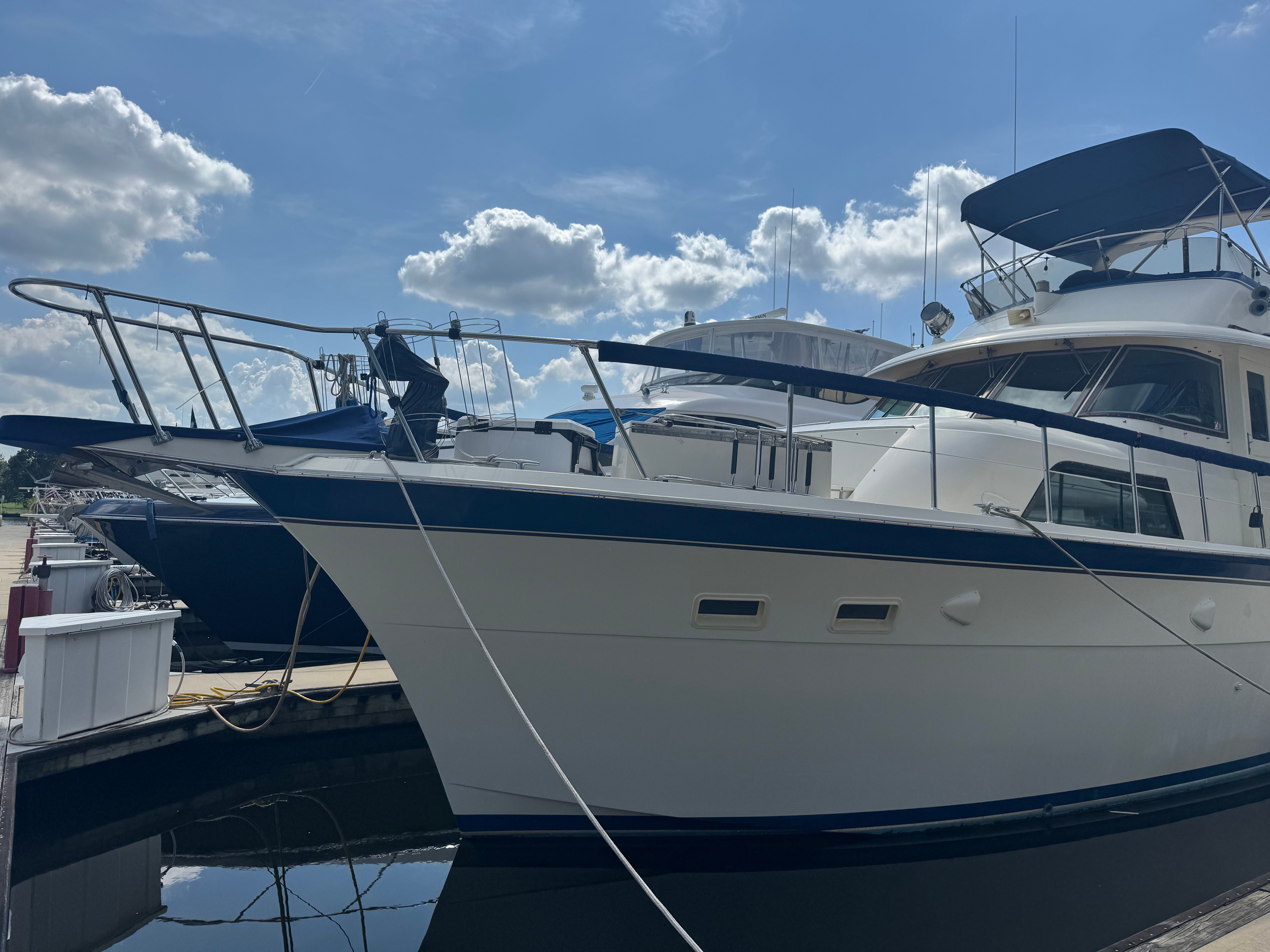 1985 Hatteras 53 Extended Deck — photo 7