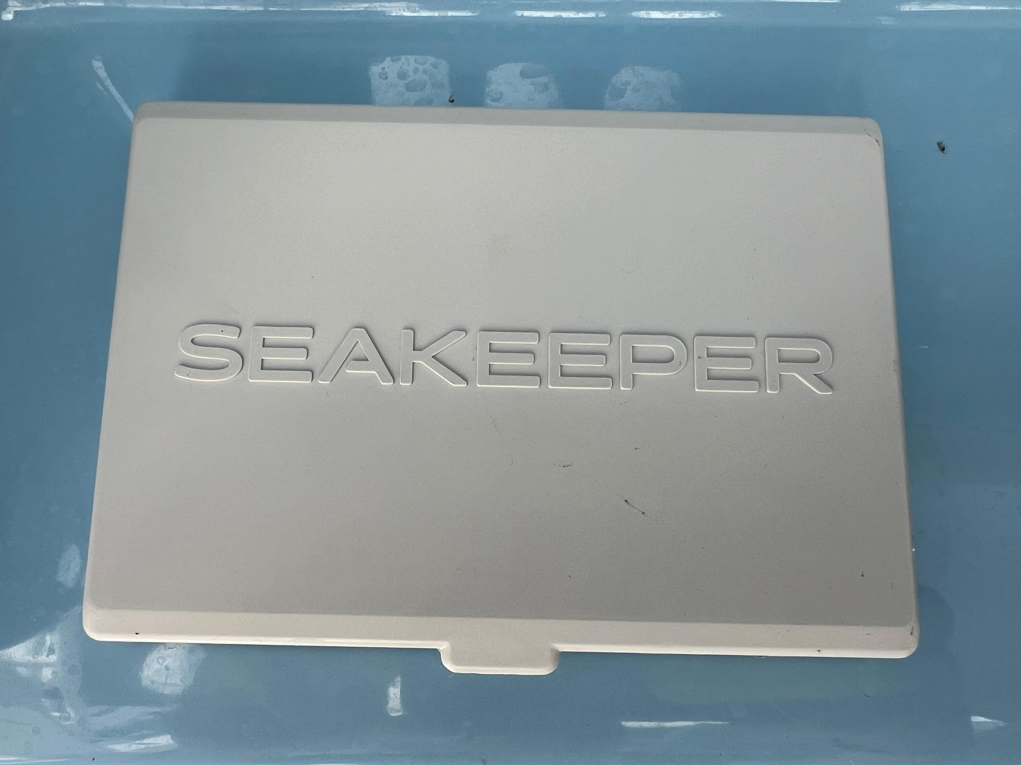 2023 Boston Whaler 420 Outrage — photo 13