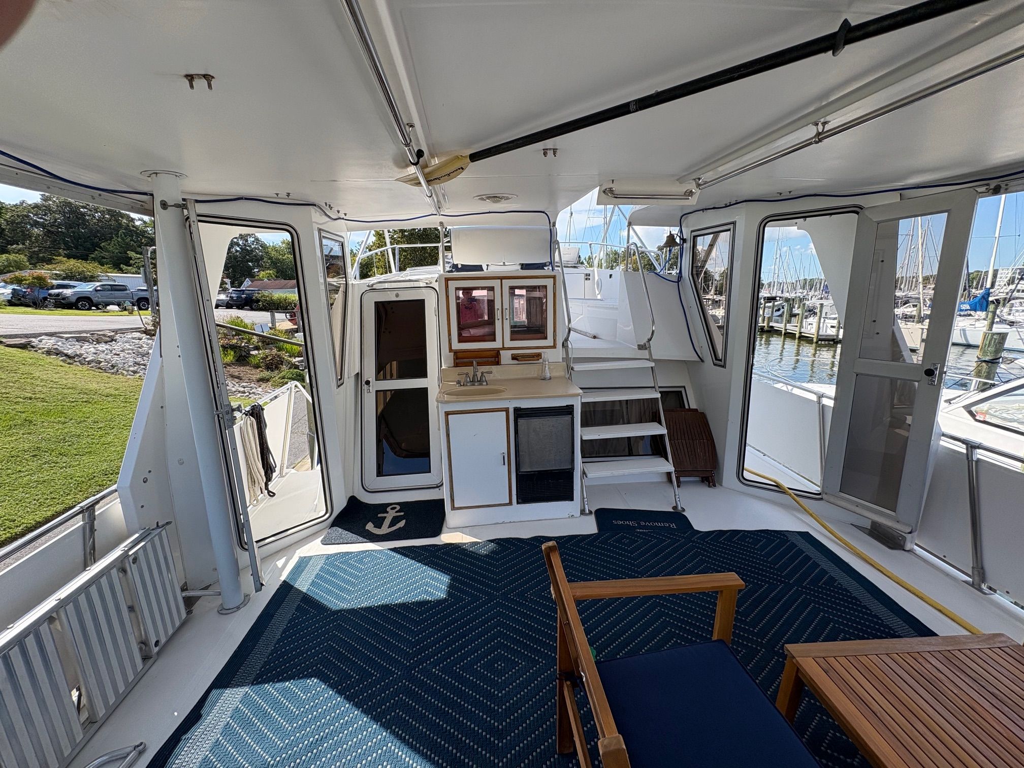 1987 Hi-Star 48 Sundeck — photo 11