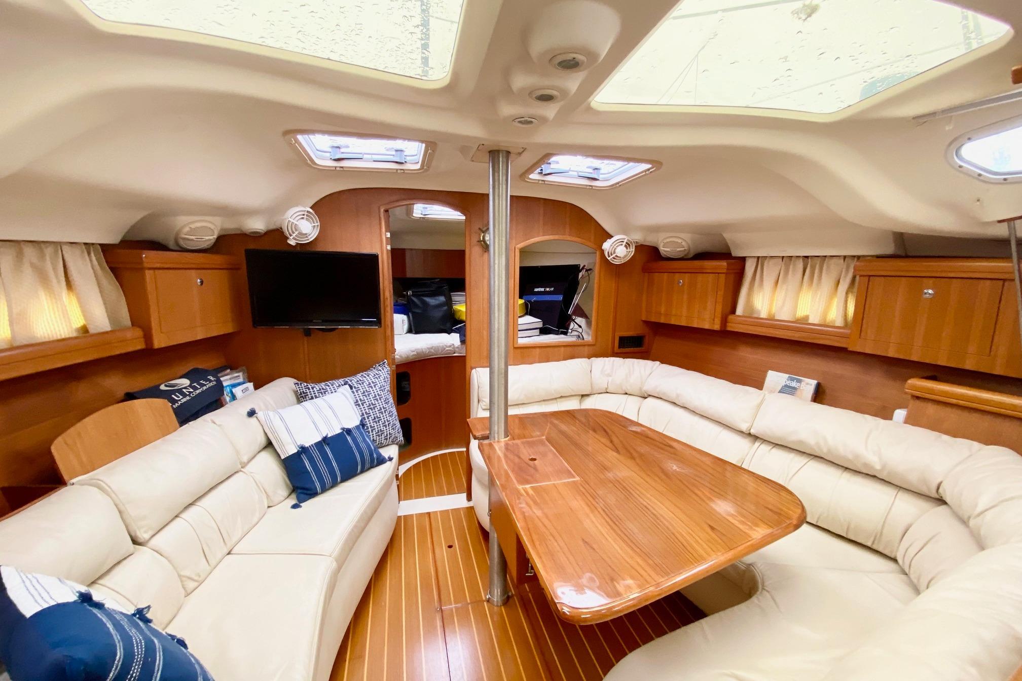 2003 Hunter 386 — photo 11