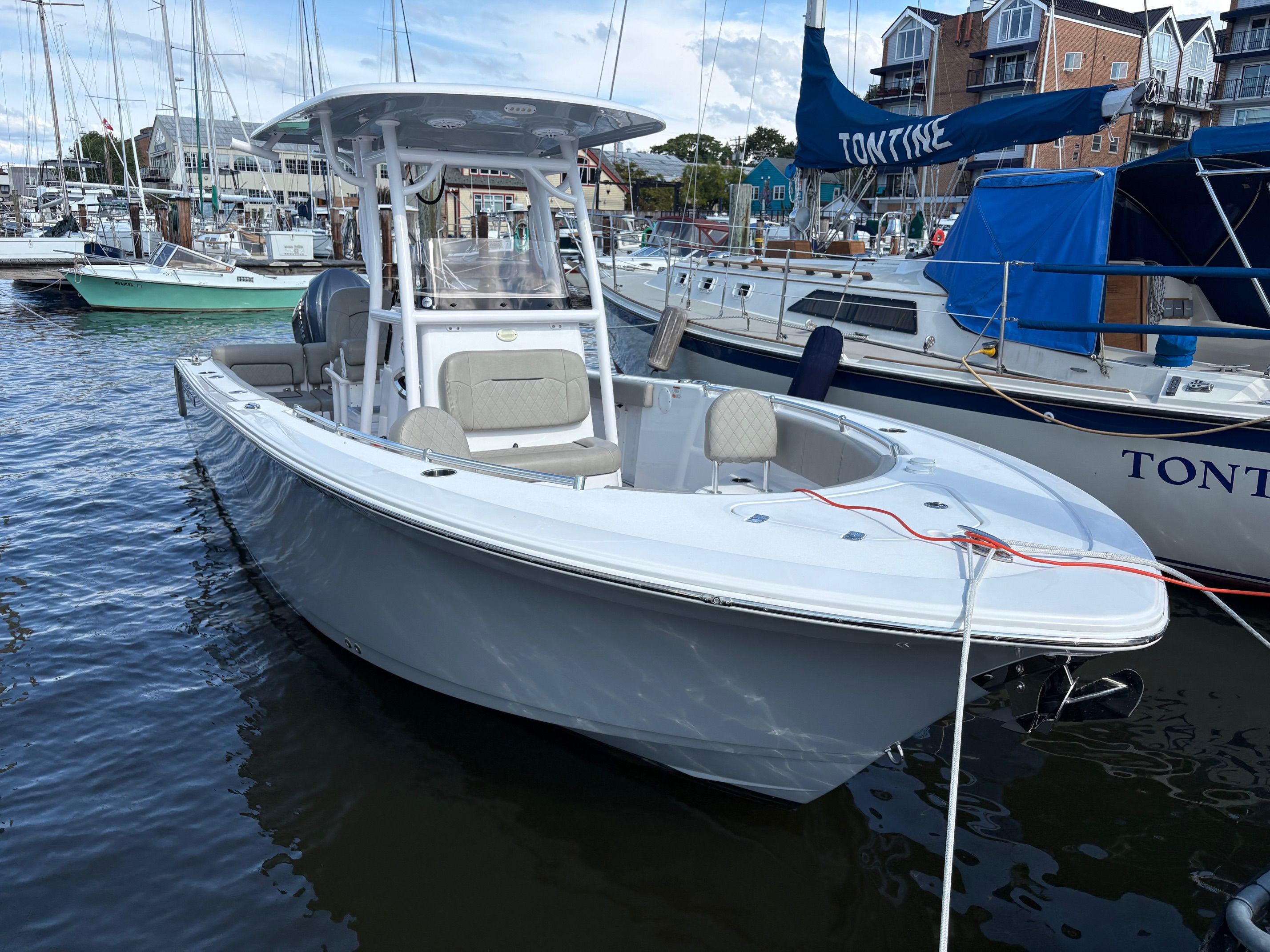 2022 Sportsman Heritage 241 Center Console — photo 12
