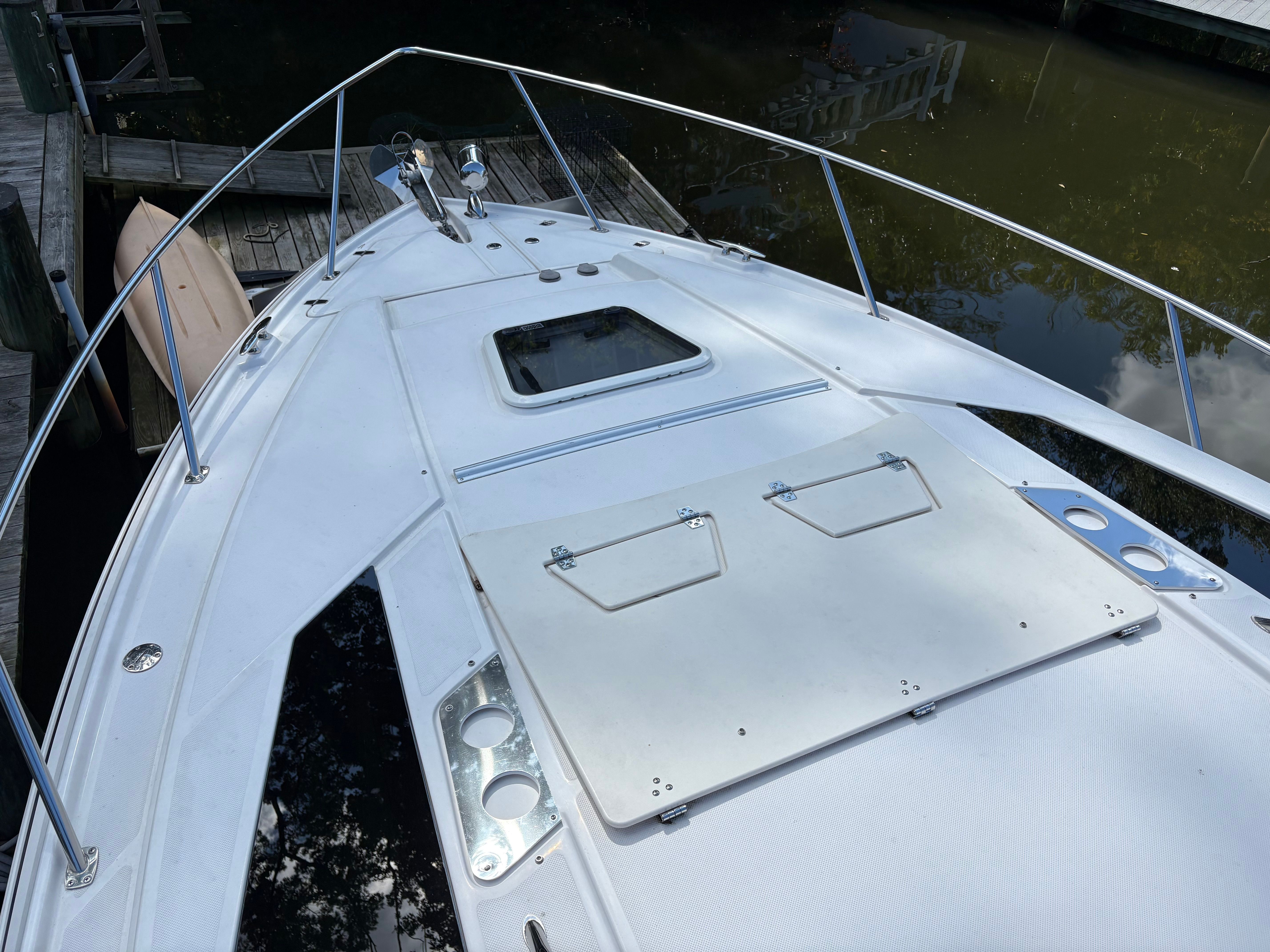 2016 Regal 35 Sport Coupe — photo 5