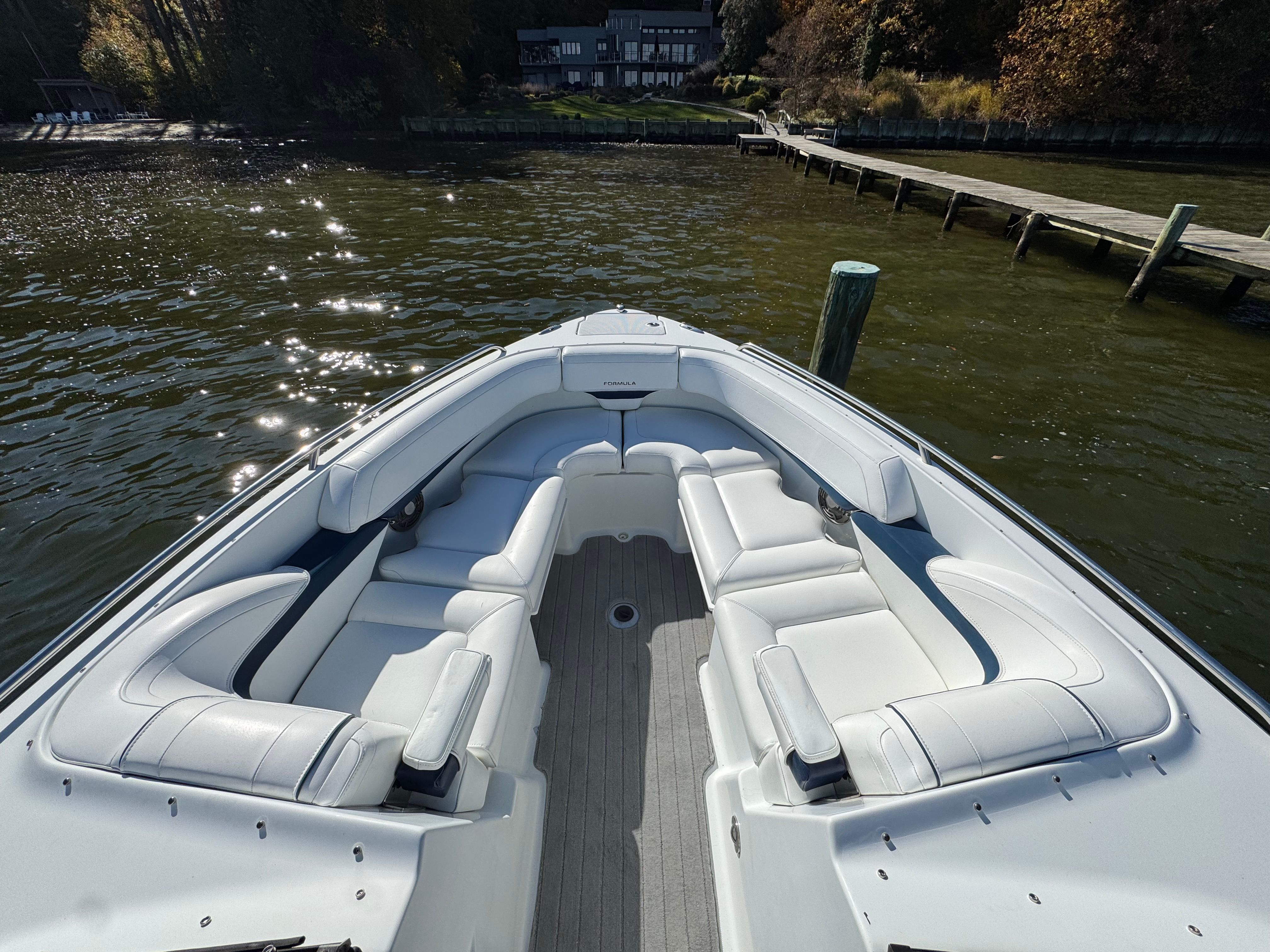 2014 Formula 270 Bowrider — photo 11