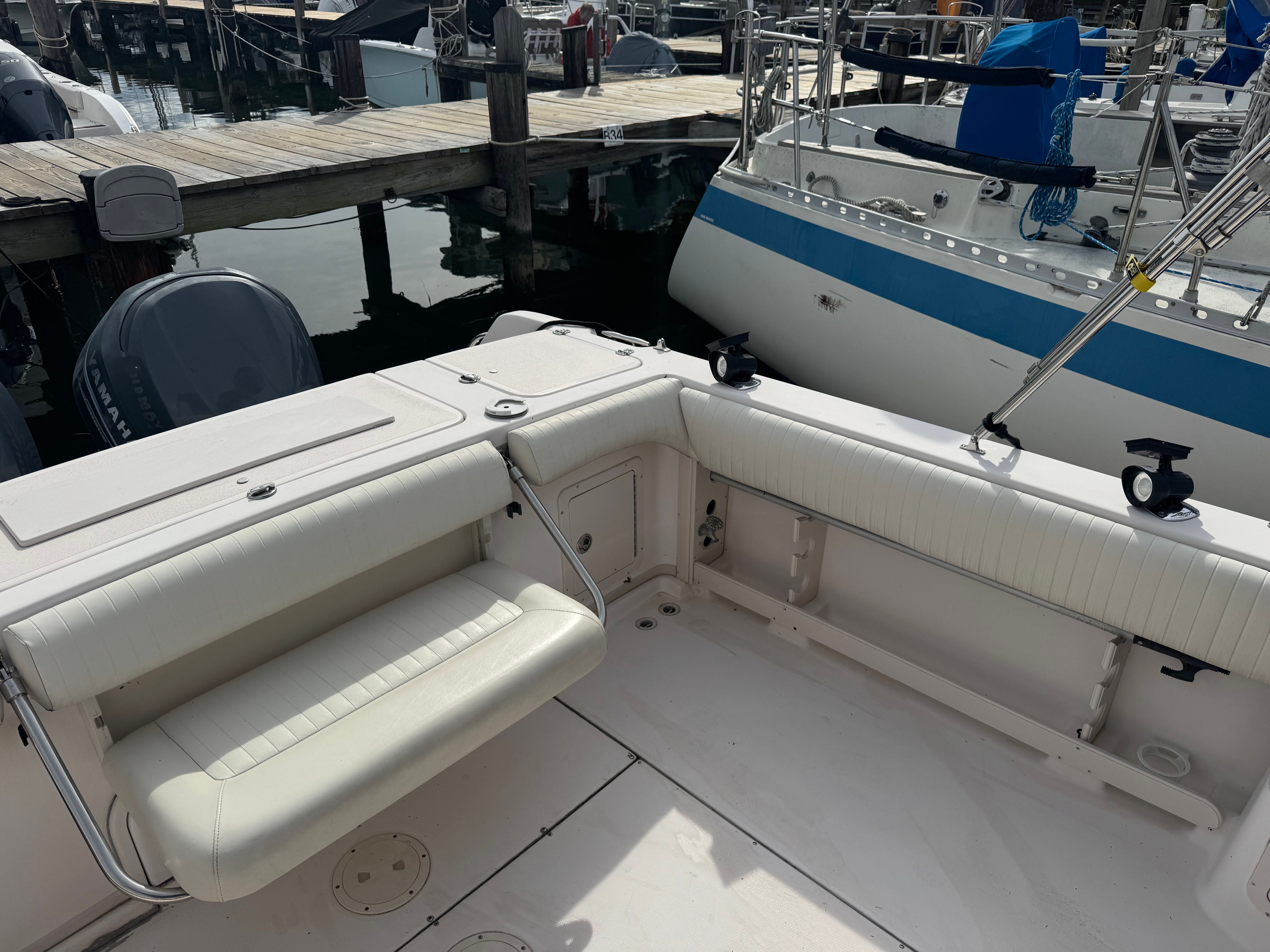 2004 Grady-White Marlin 300 — photo 13