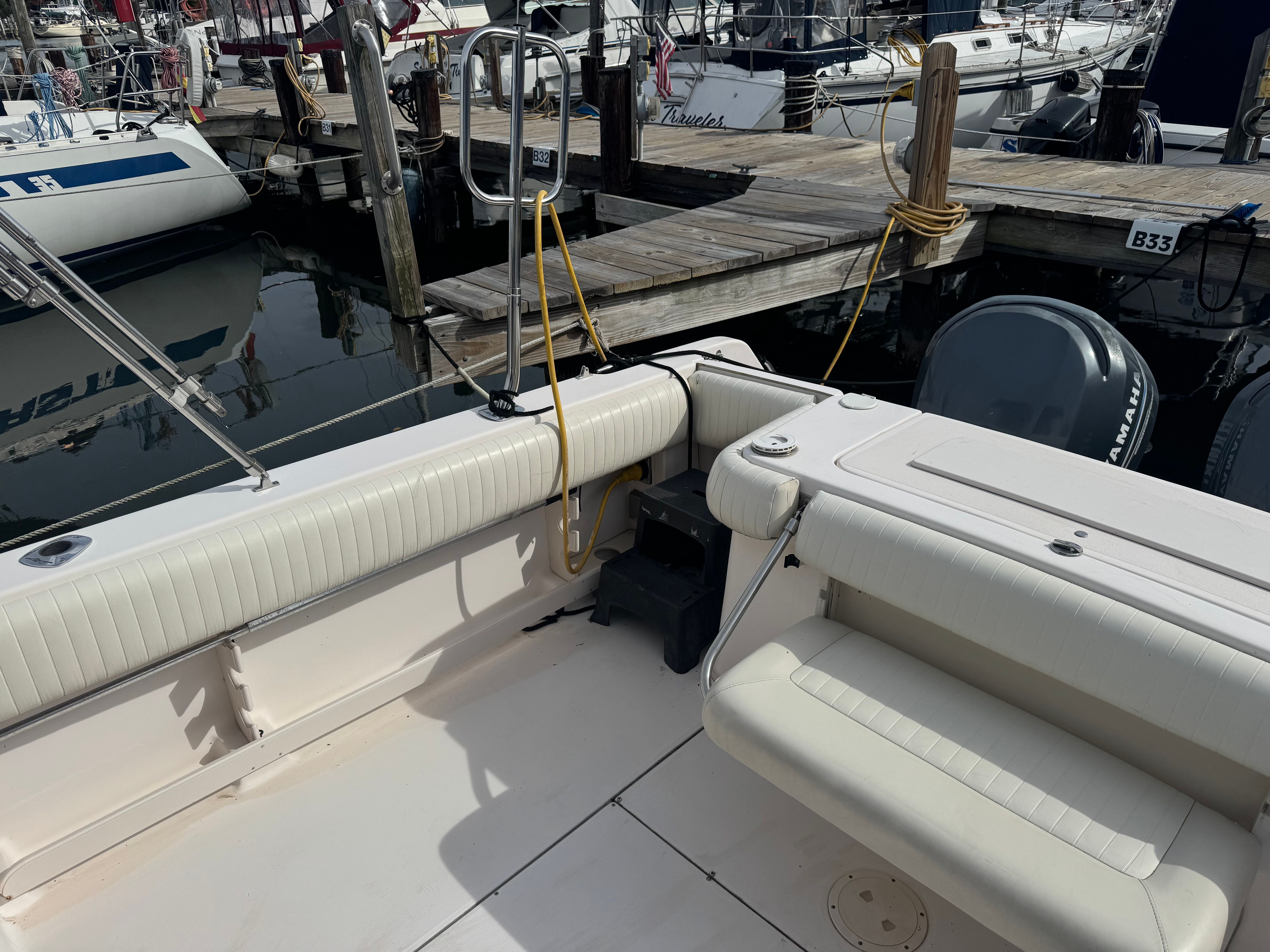 2004 Grady-White Marlin 300 — photo 11