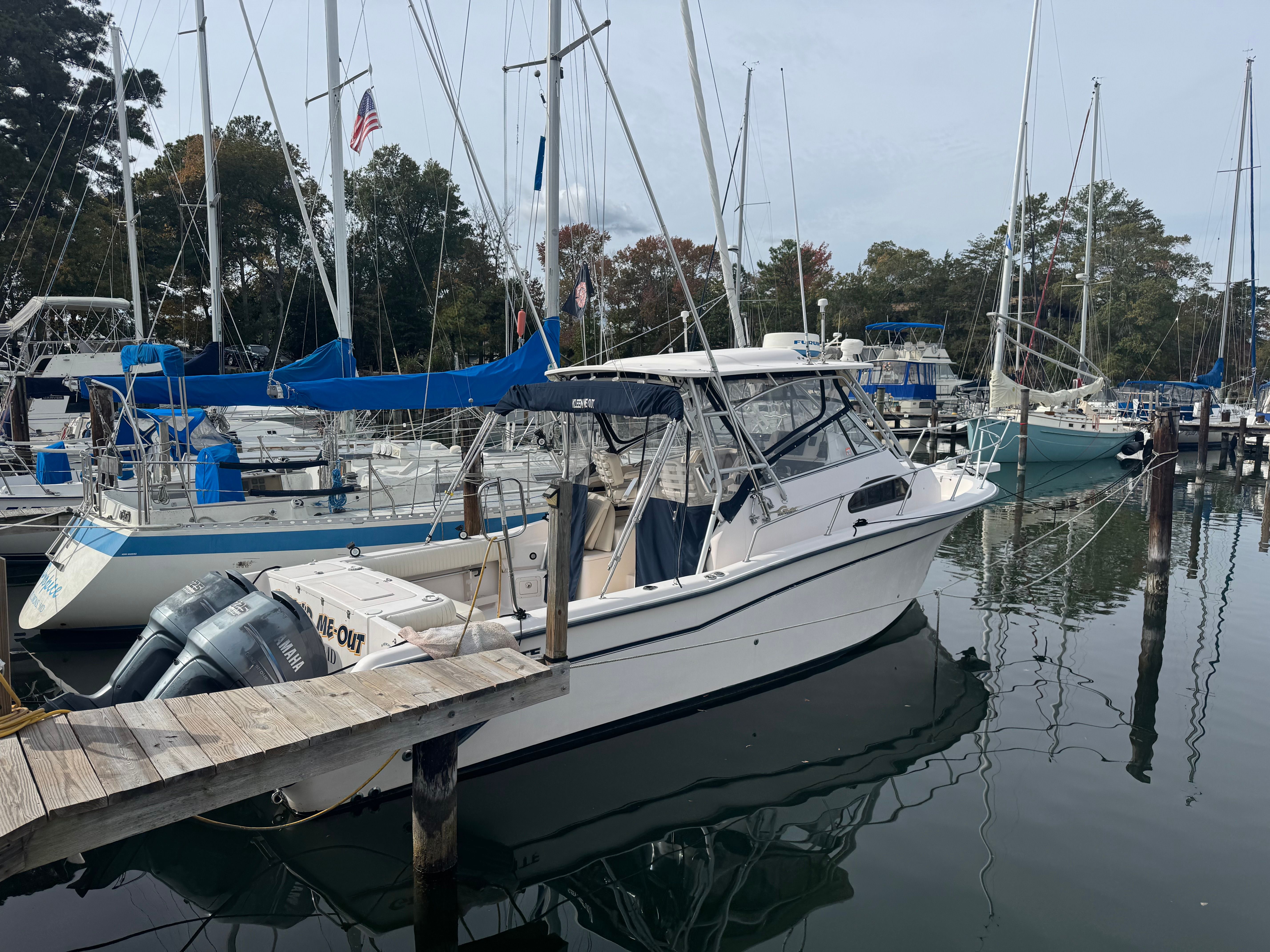 2004 Grady-White Marlin 300 — photo 2
